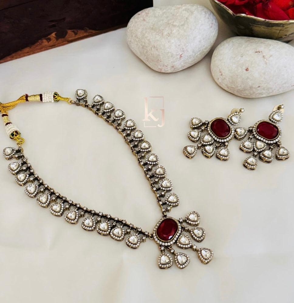 Alaya necklace set
