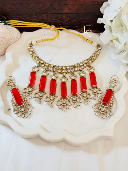 Meade necklace set