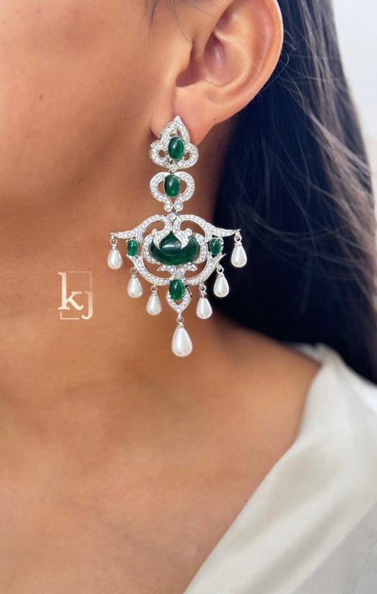 Sutara earrings set