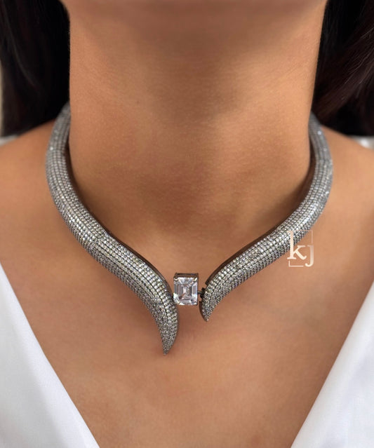 Demi necklace set