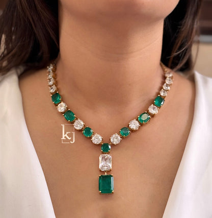 Nil necklace set