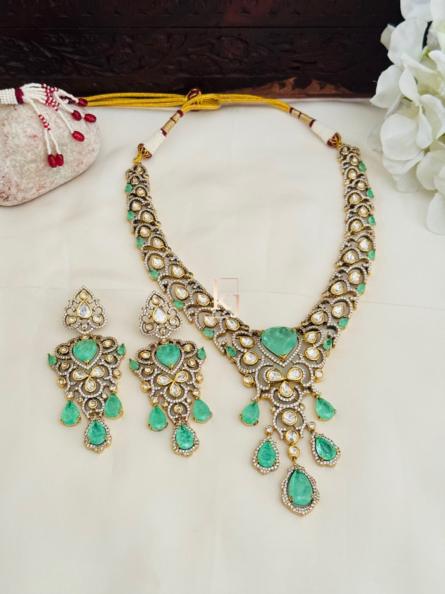 Janelle necklace set