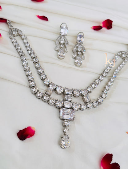 Flossie Necklace set