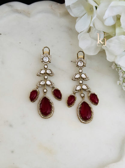 Calix Earrings set