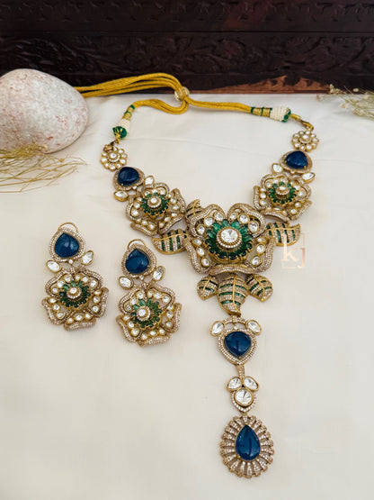 Atevy necklace set