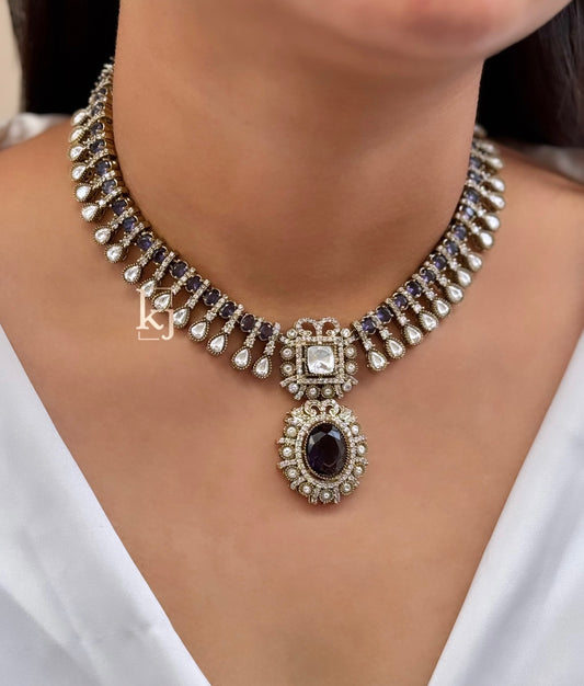 Raza necklace set
