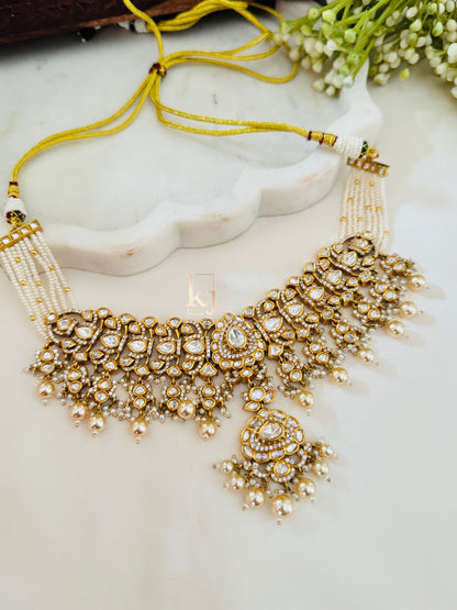 Liza choker set