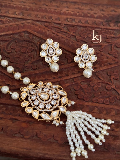 Leonora pendant set