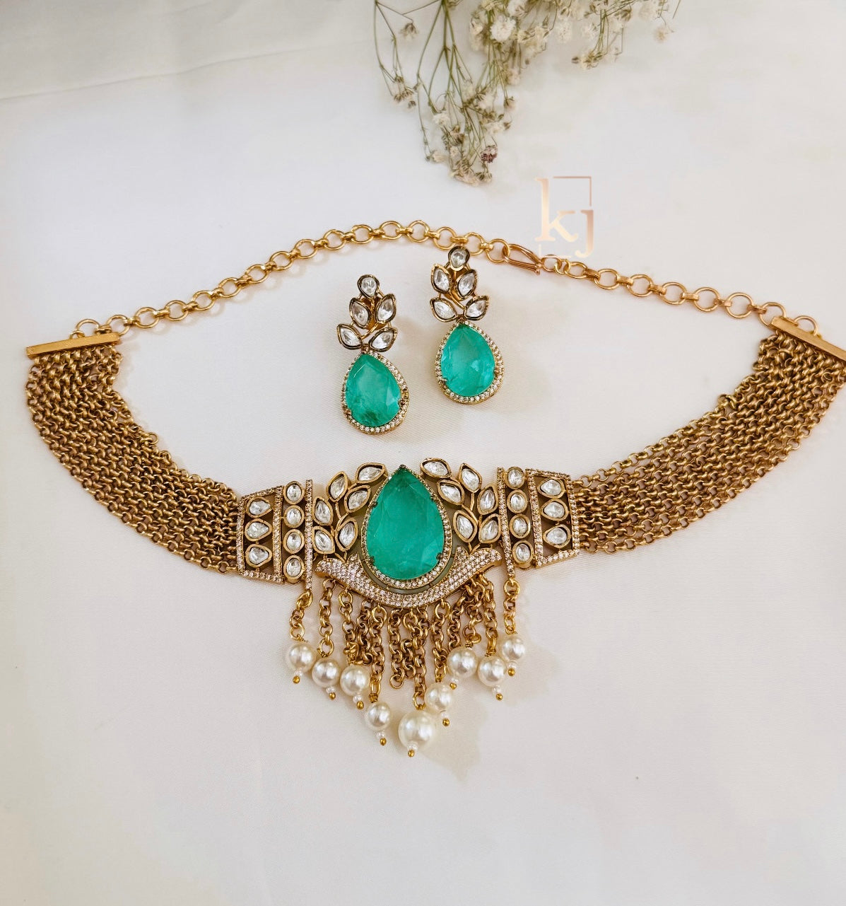 Kenna choker set