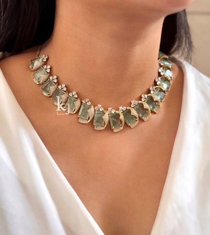 Yaani necklace set