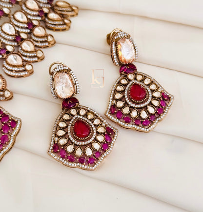 Zarina choker set