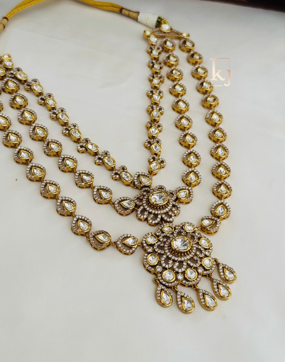 Letica necklace set