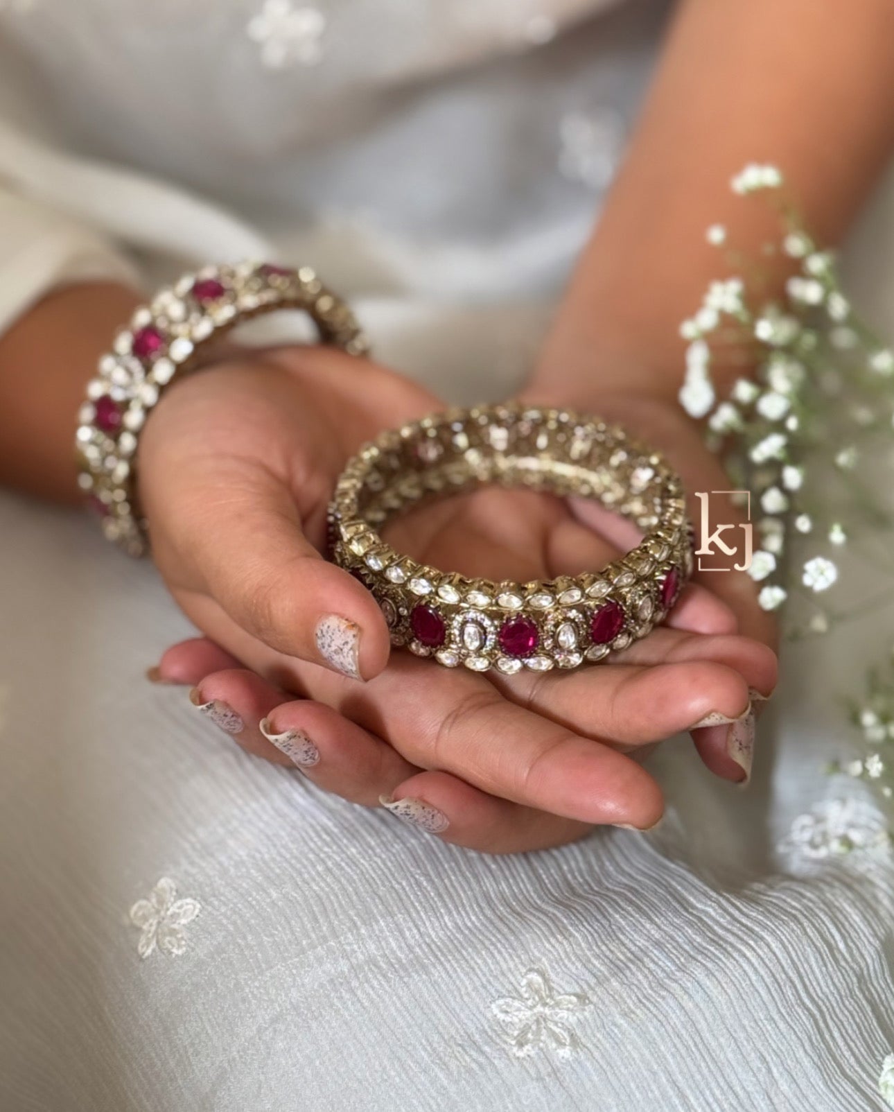 Arlo Bangle set pair