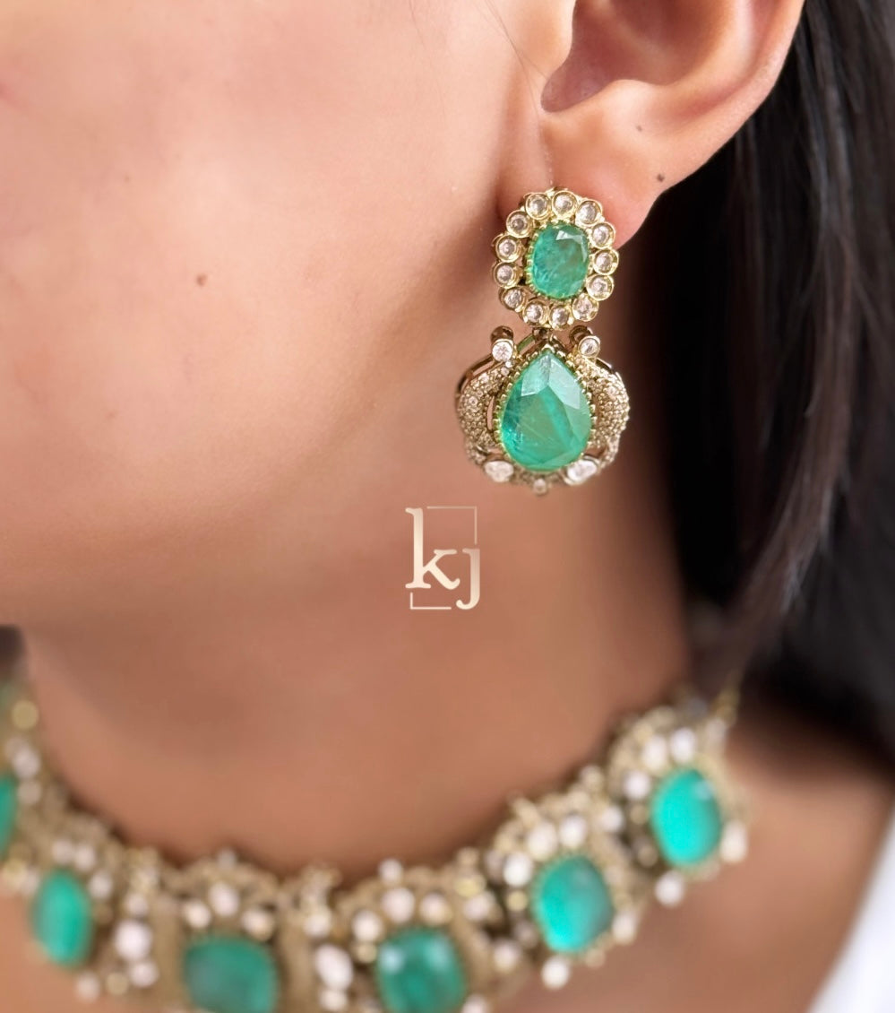 Xin choker set
