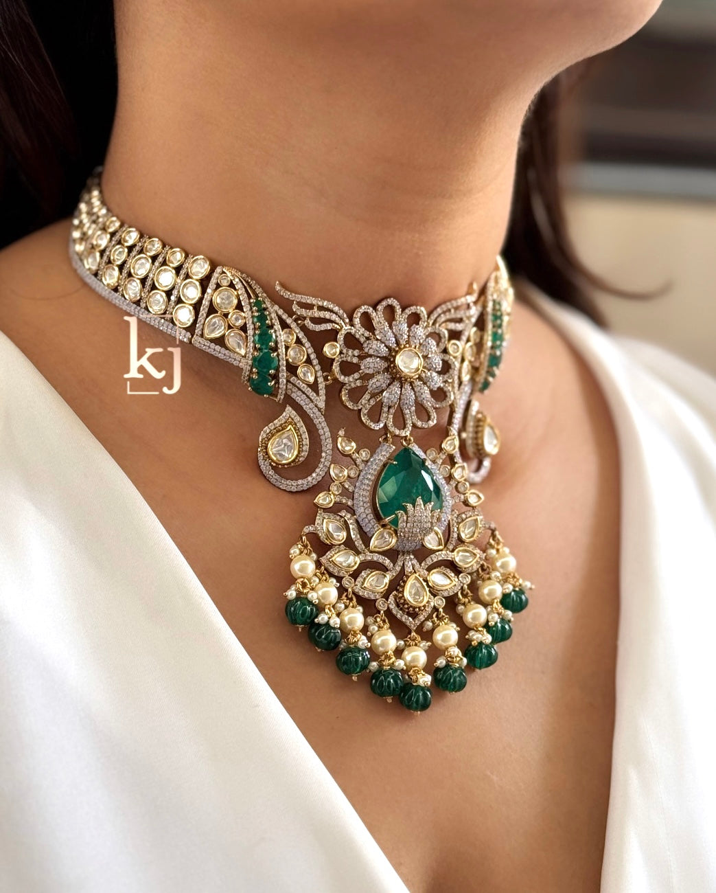 Revin choker set