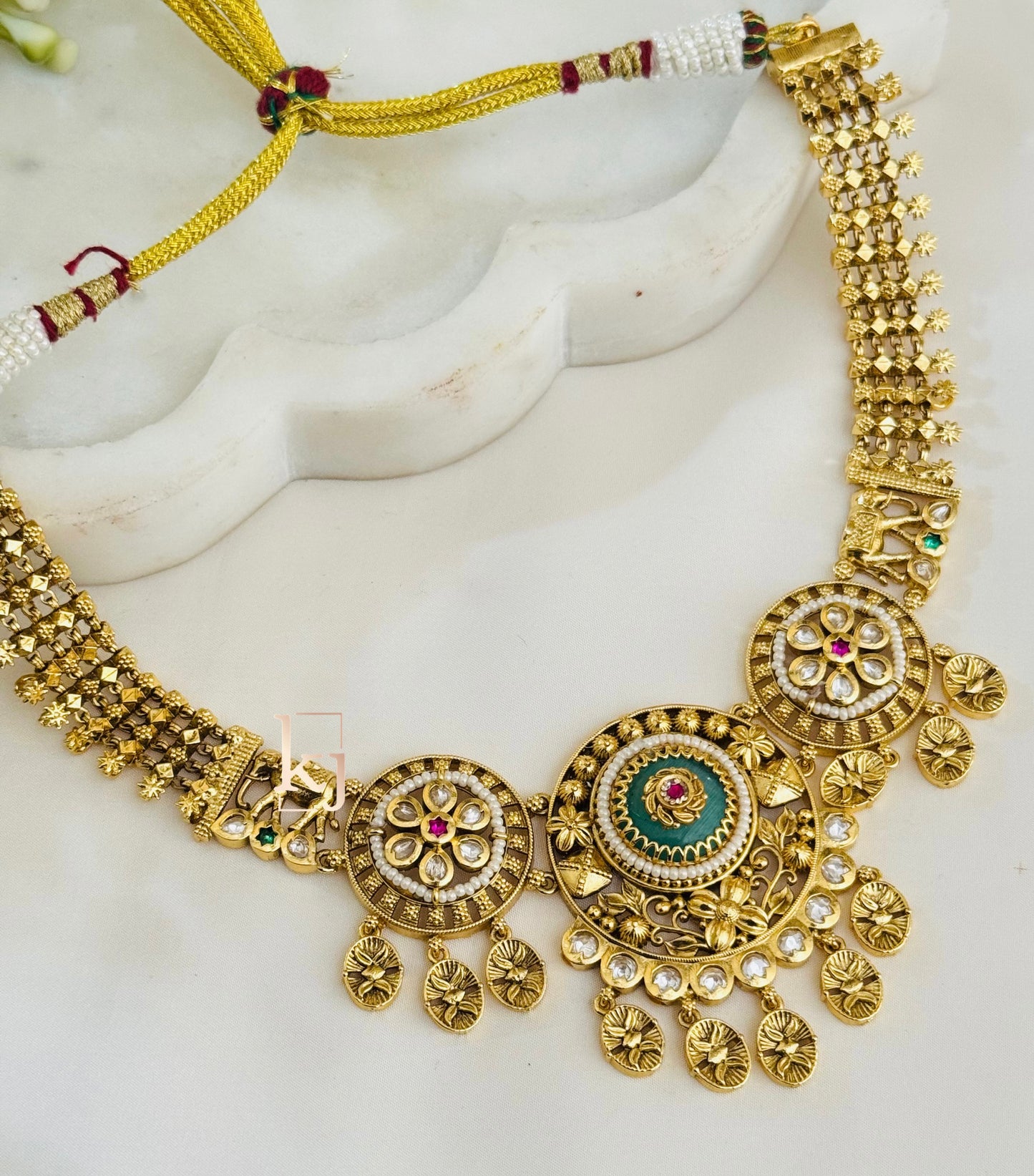 Ilaavani necklace set