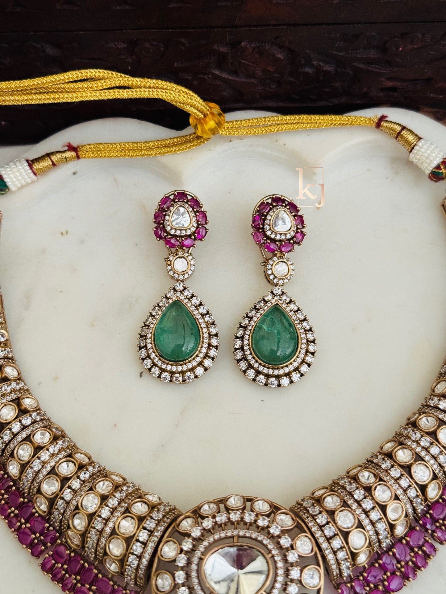 Surkh necklace set