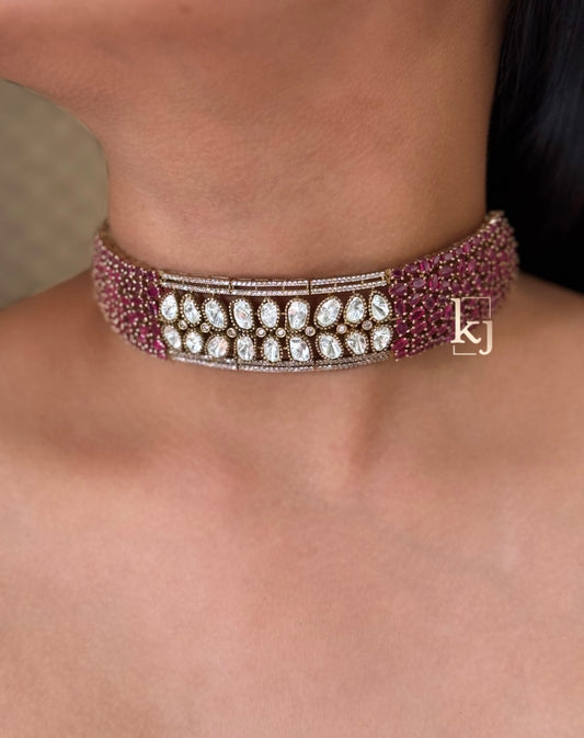 Mirri choker set