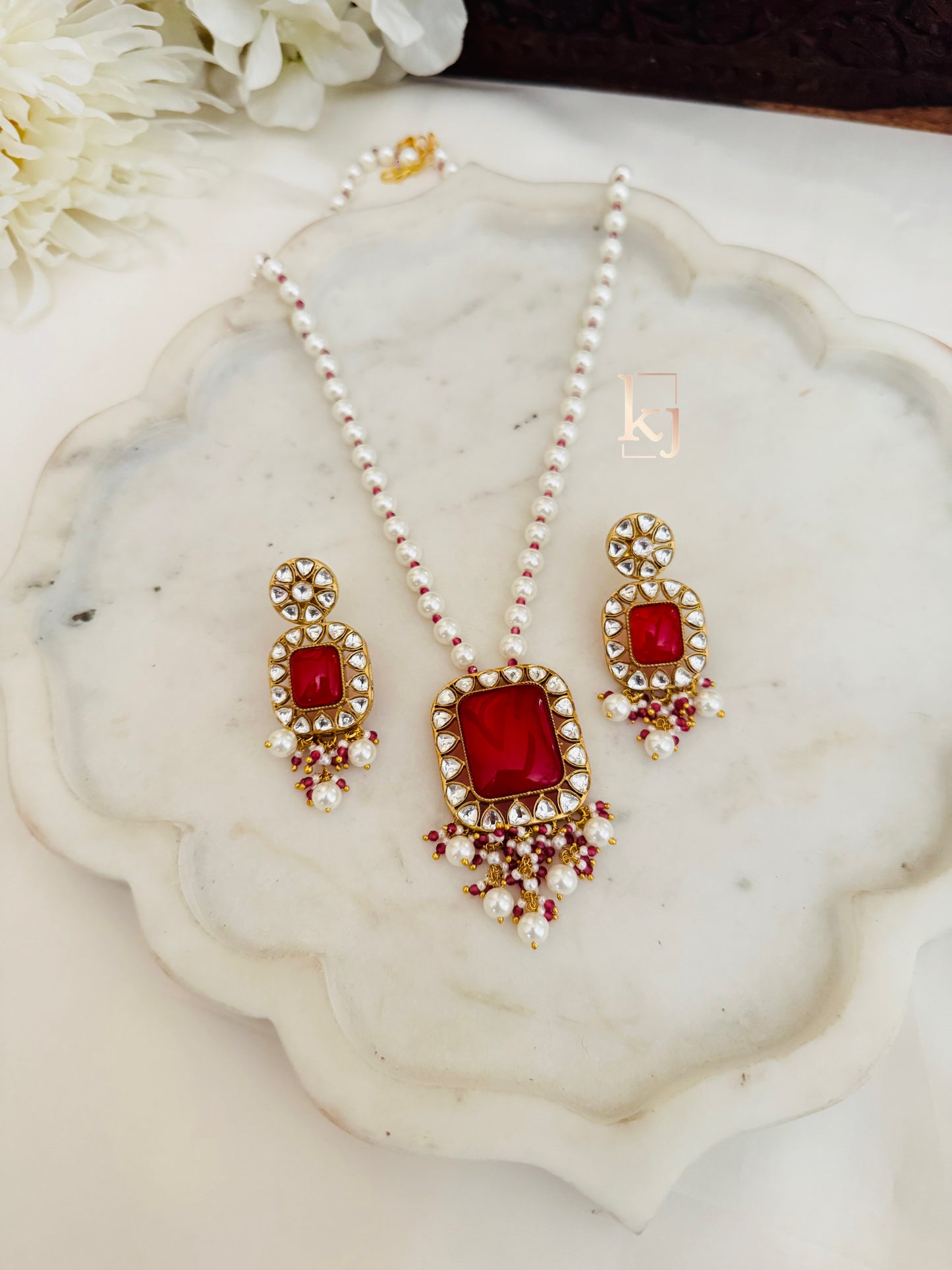Rivena pendant set