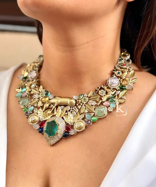Riyona necklace set