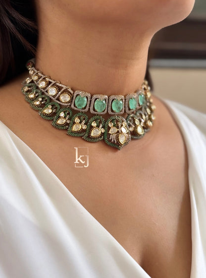 Hima choker set