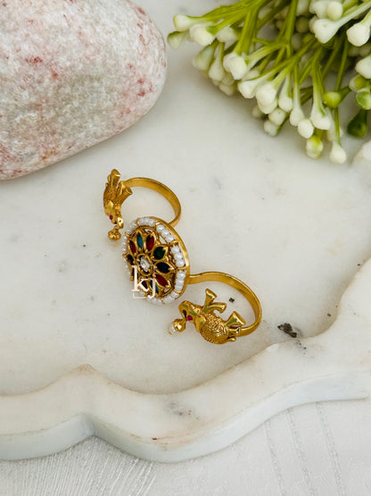 Clorie ring