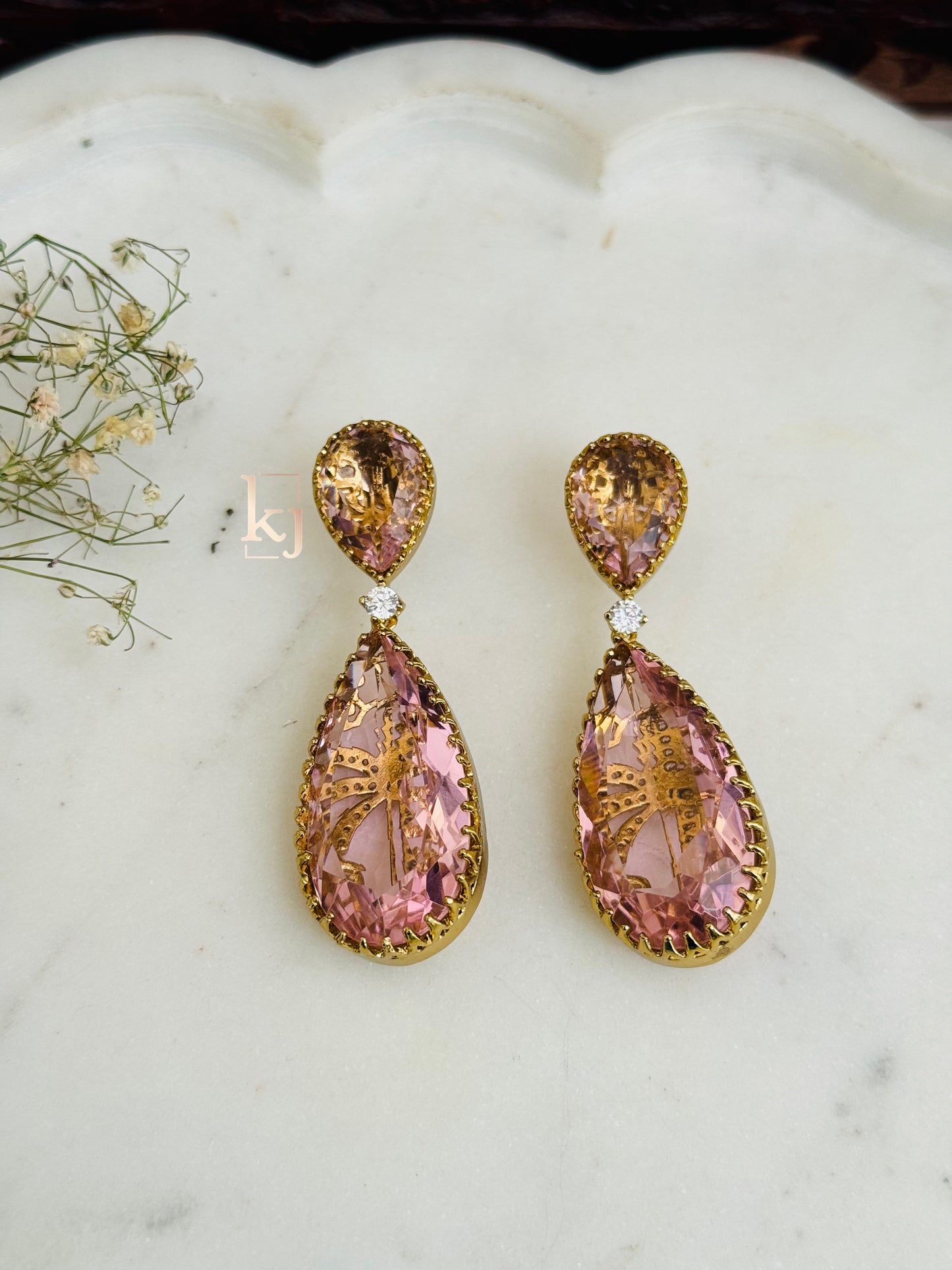 Aarv earrings set