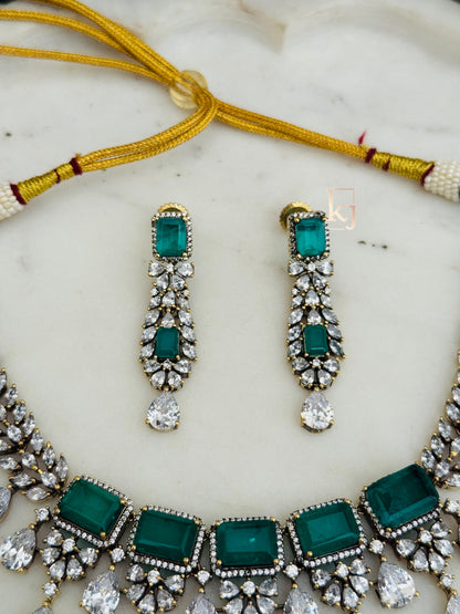 Zion necklace set