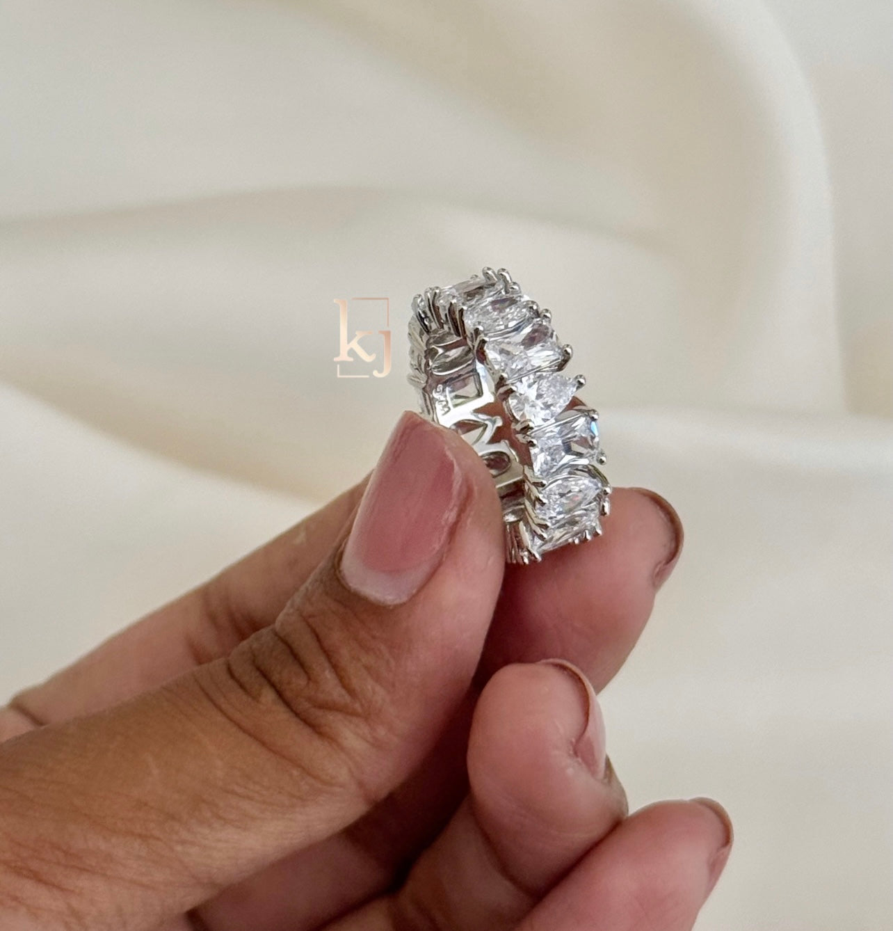 Eleanor ring