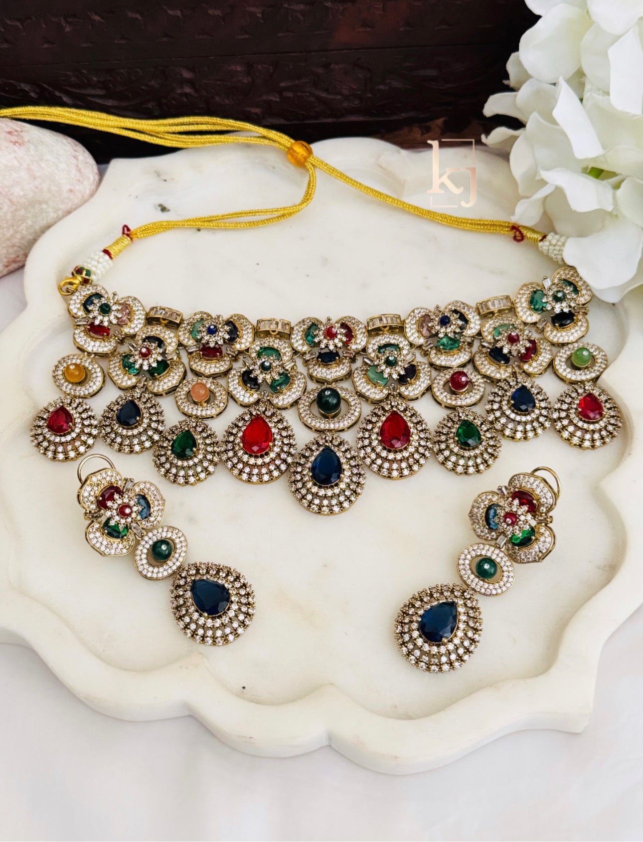 Serafina Choker set