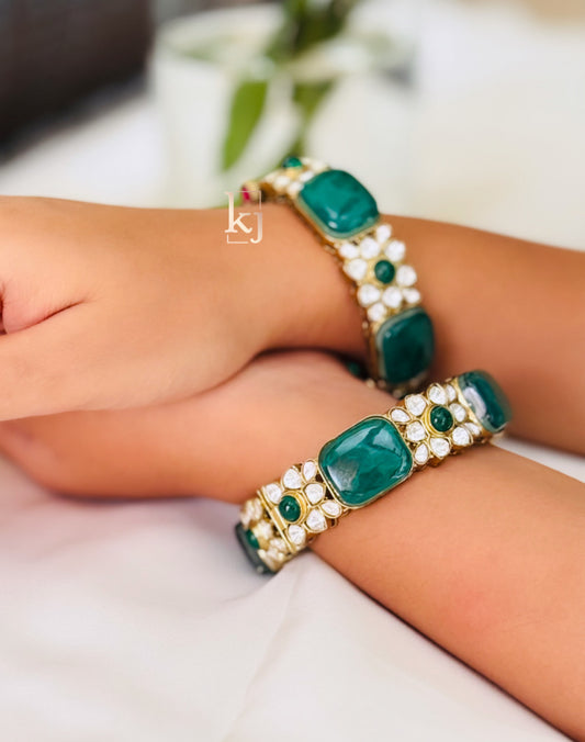 Elara Bangle set pair