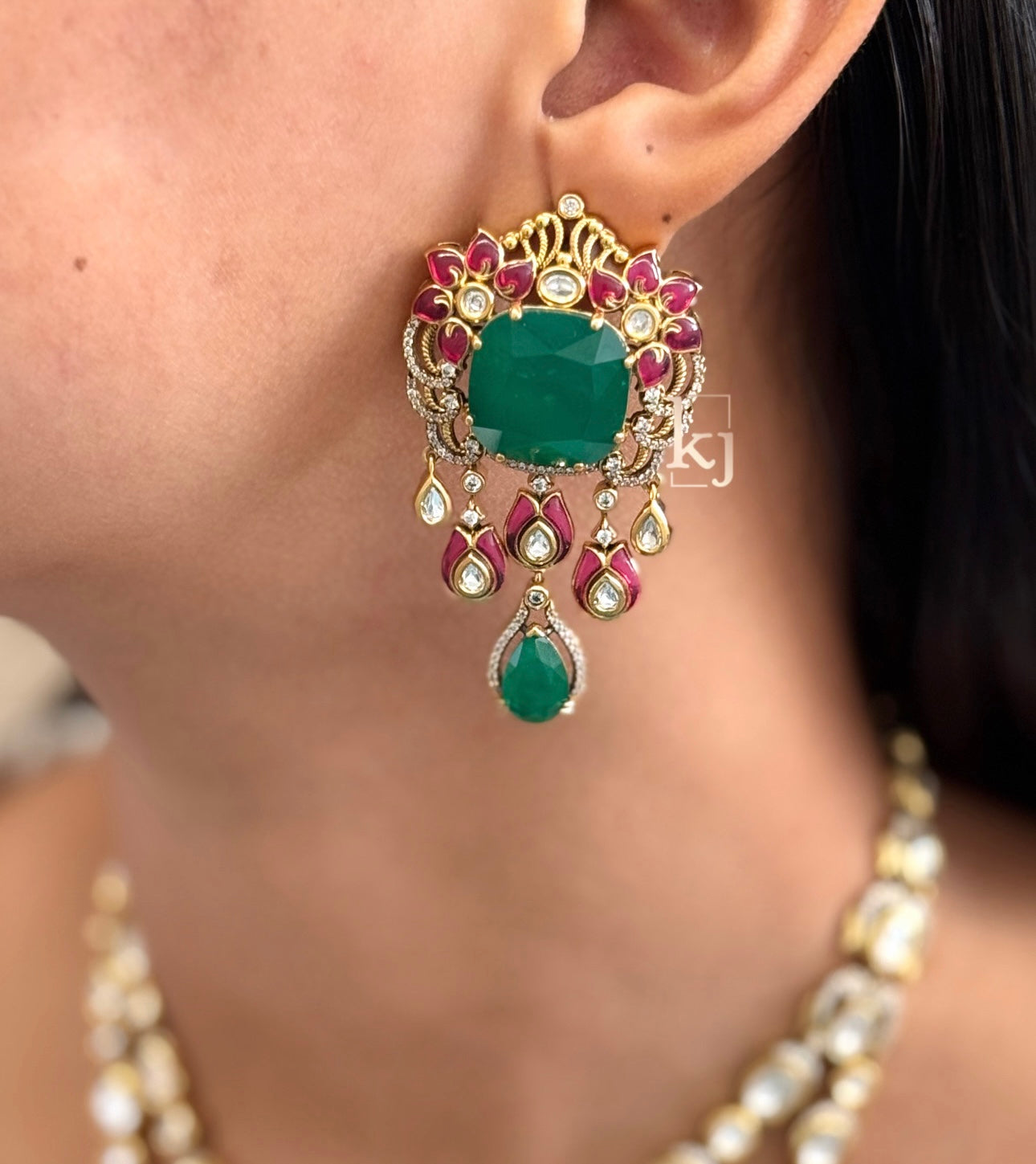 Aisha pendant set