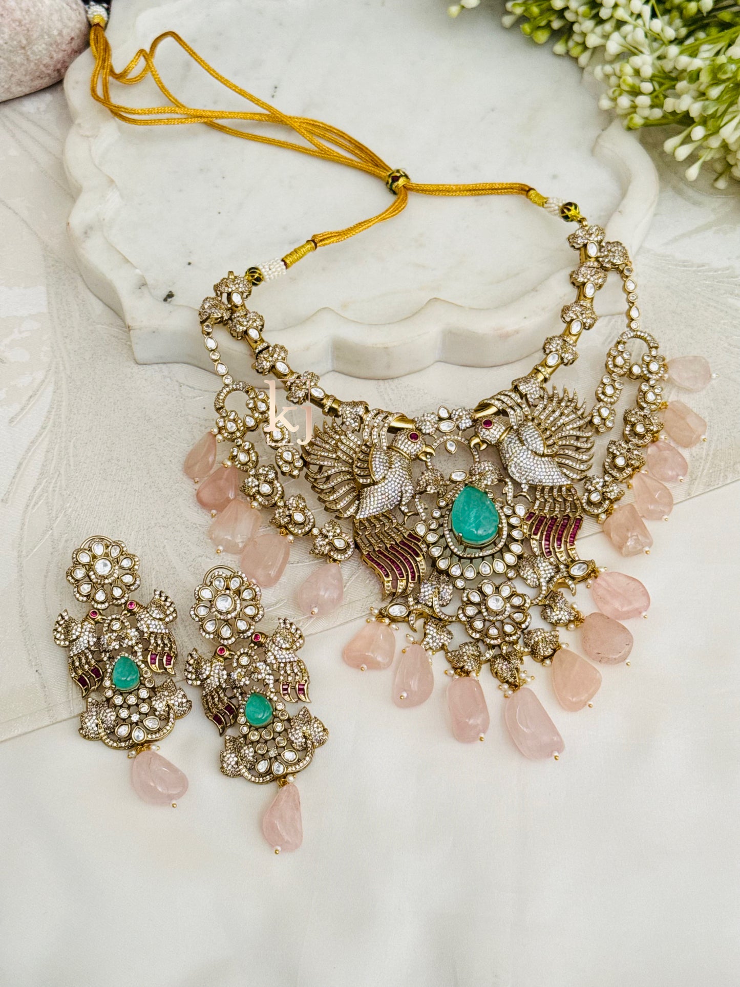 Sylvia necklace set