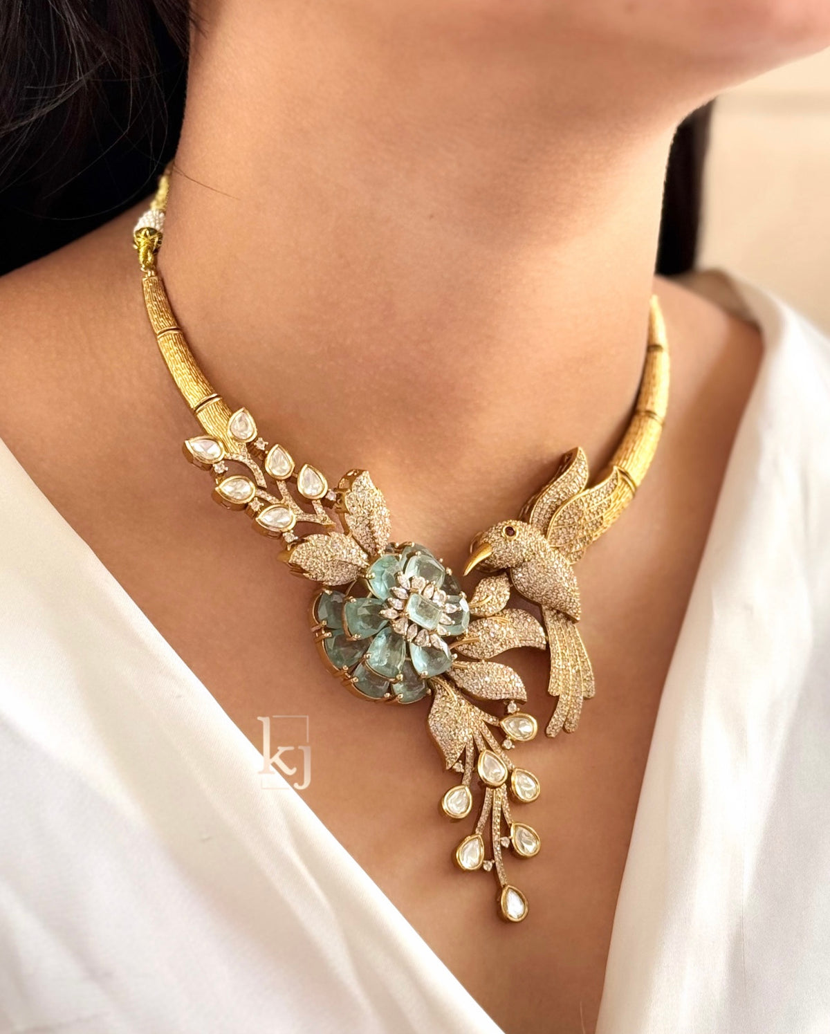 Shriyv necklace set