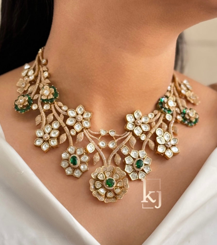 Miyo Necklace set