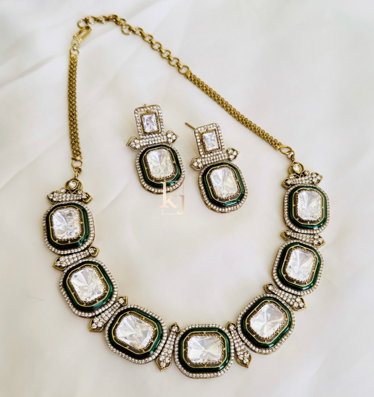 Olivia Necklace set