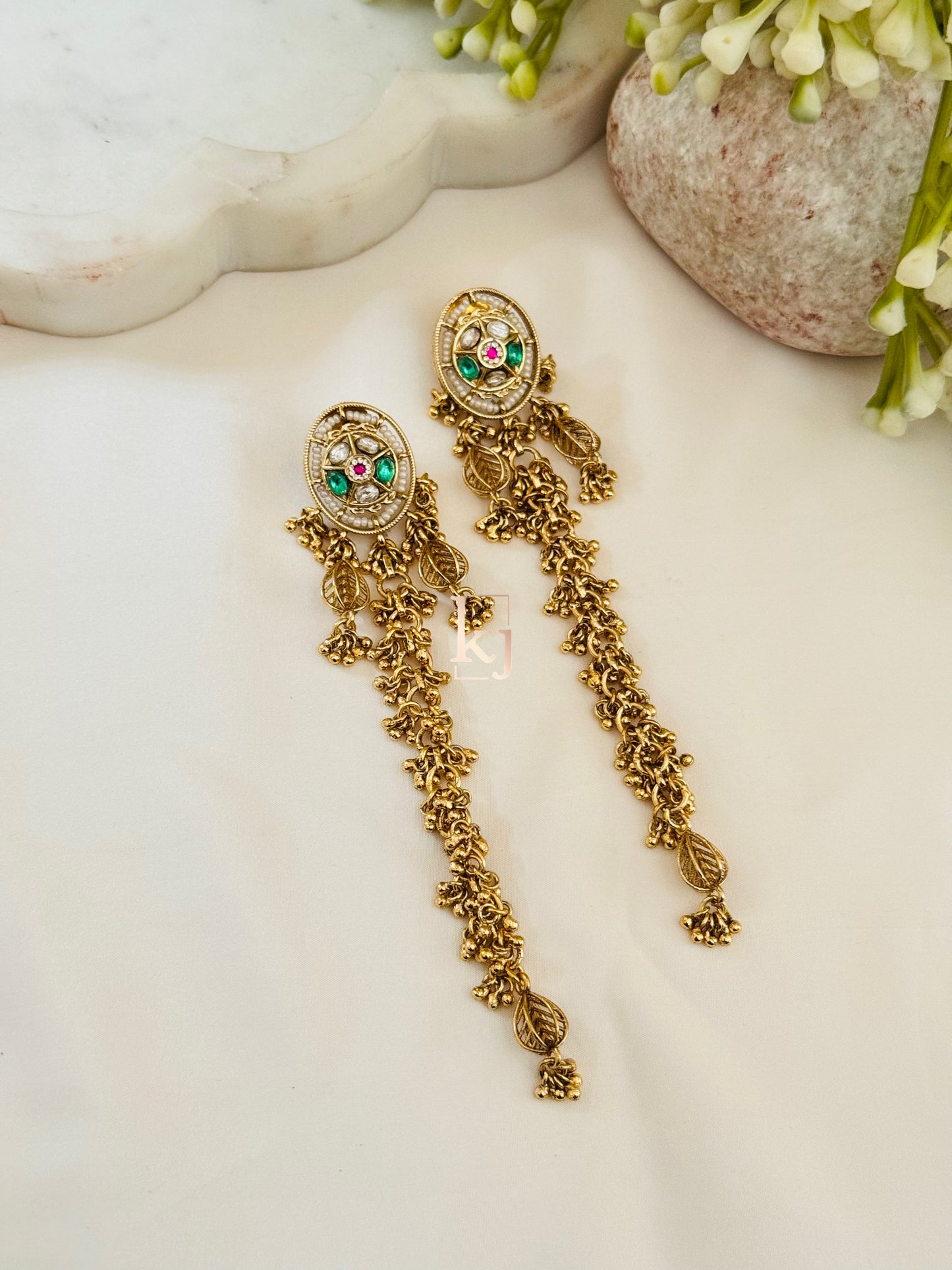 Rizna earrings set