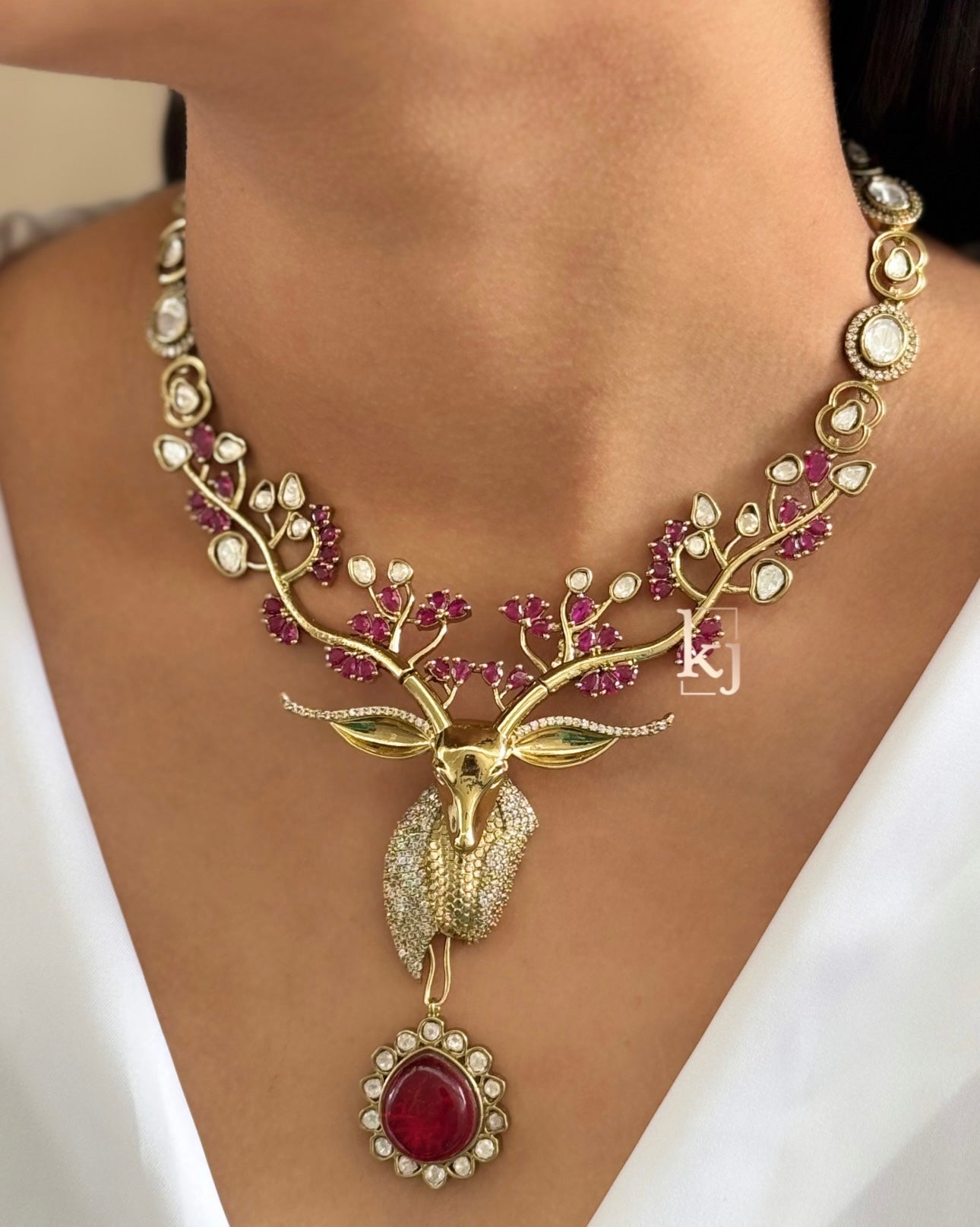 Maive necklace set
