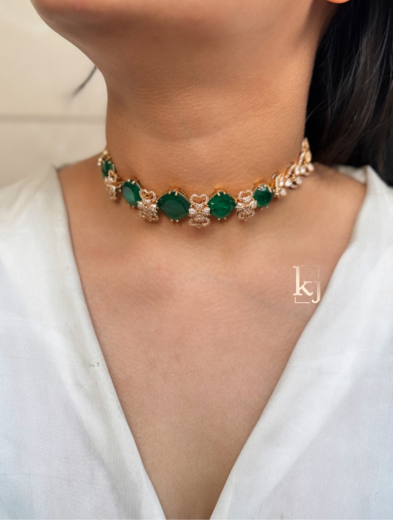 Petal choker set
