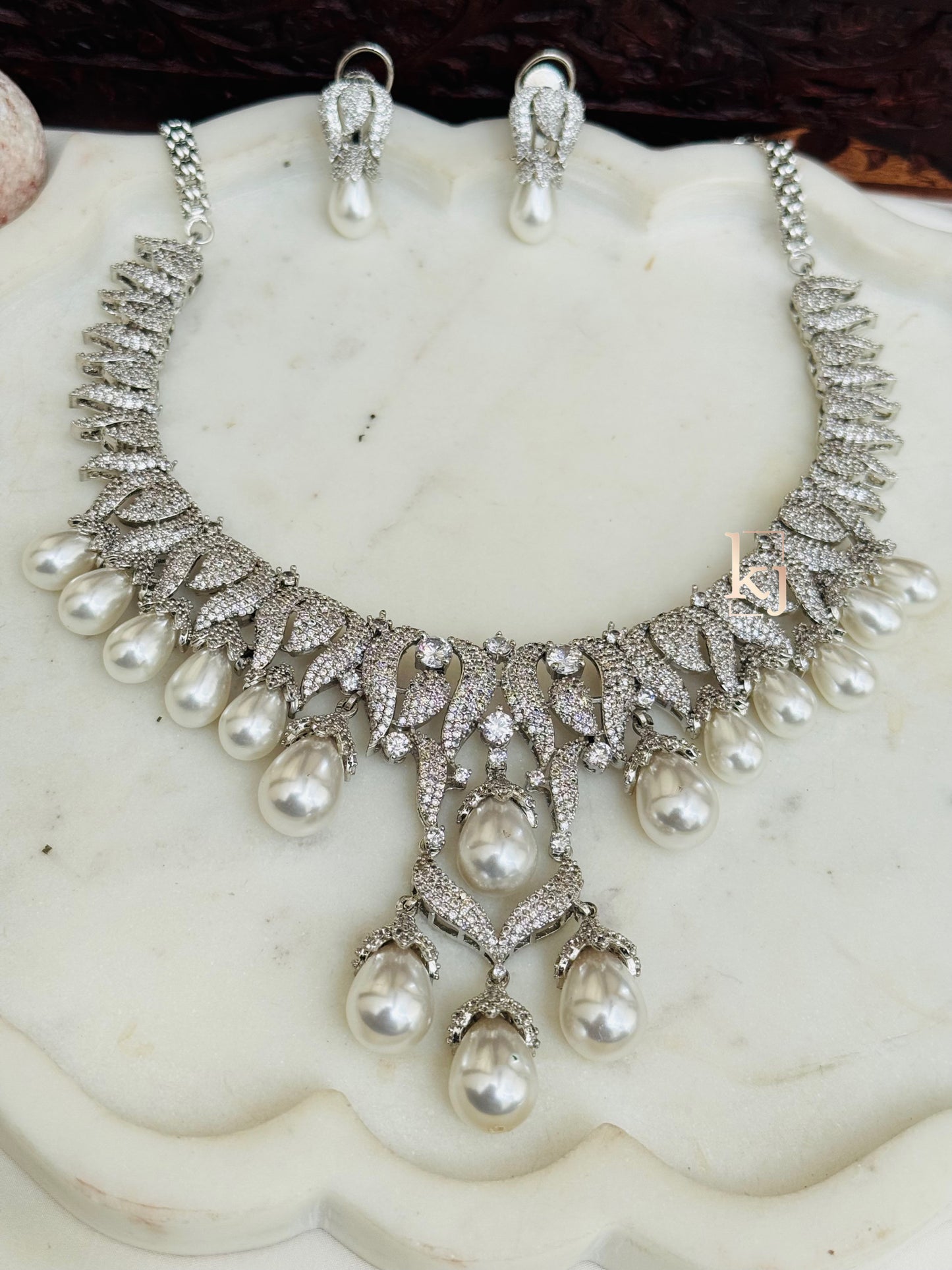 Astoria necklace set