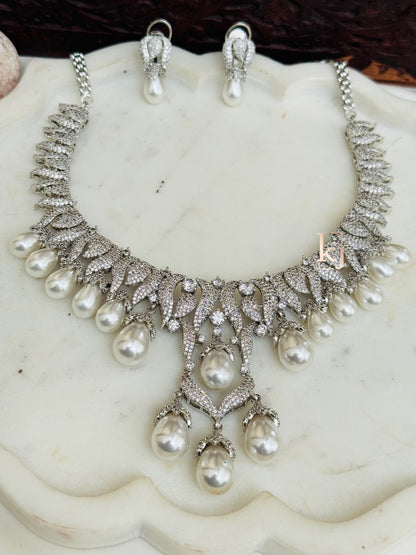 Astoria necklace set