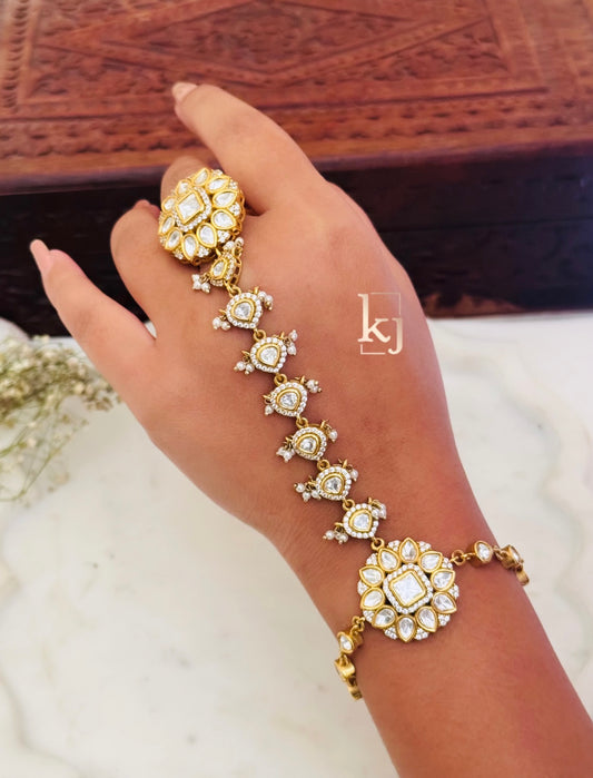 Kris hathphool single