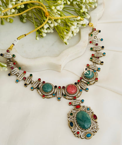 Yuvika necklace set