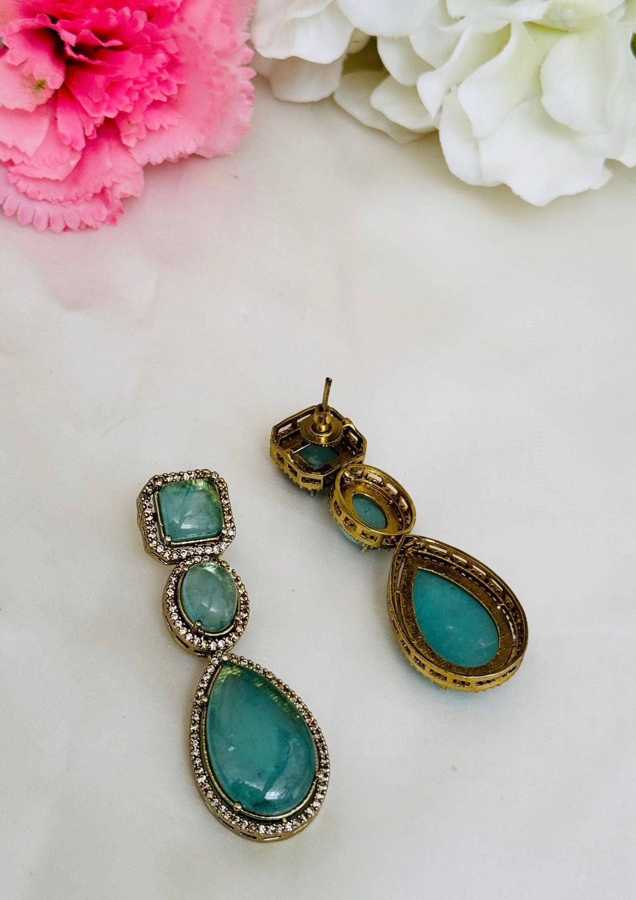 Mia Earrings set