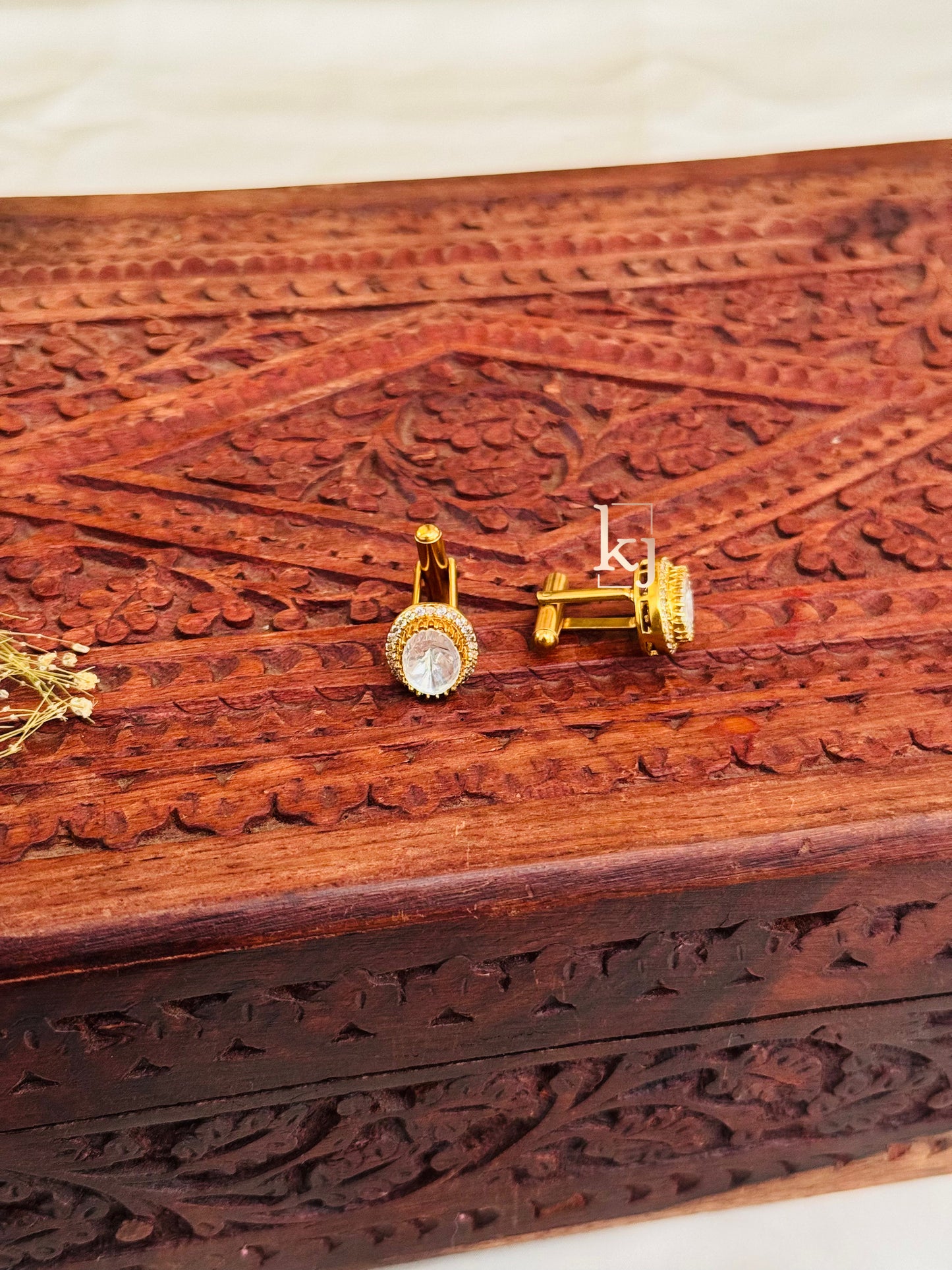 Shrihan cufflinks set