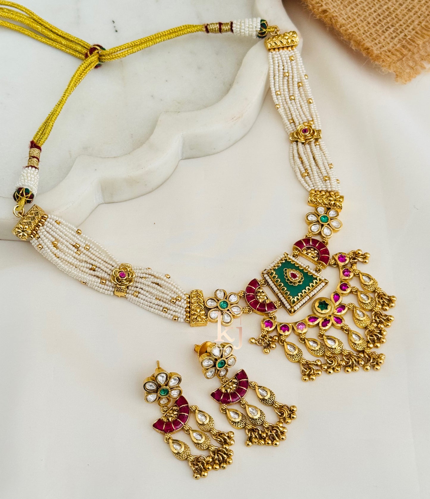Sauhna necklace set