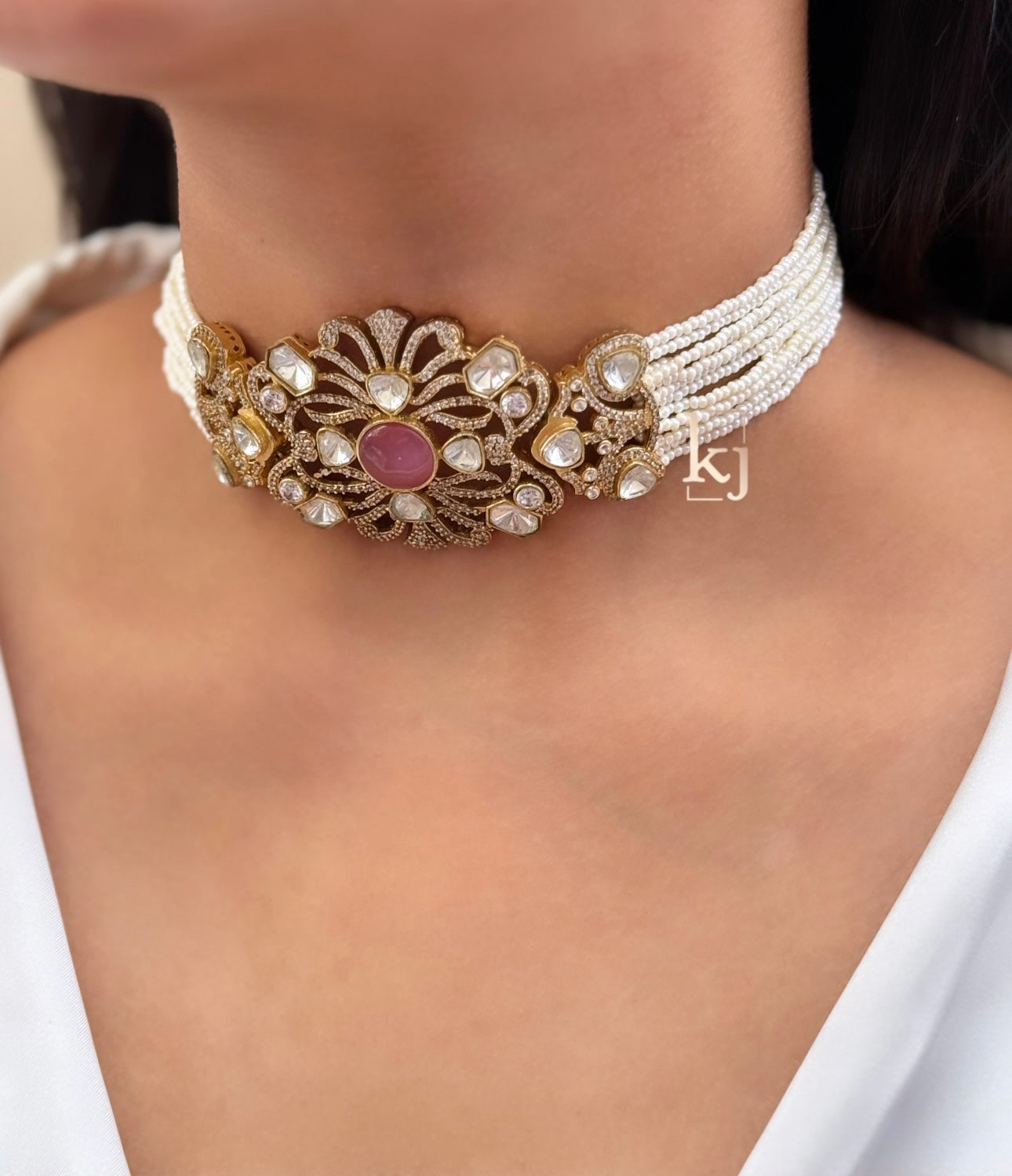 Noila choker set