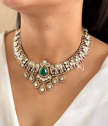 Nina necklace set