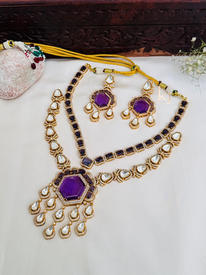 Navira pendant set