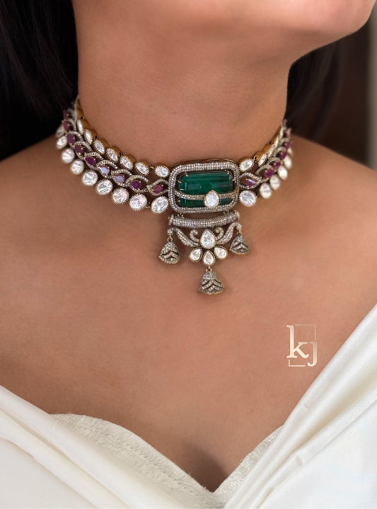 Eli choker set